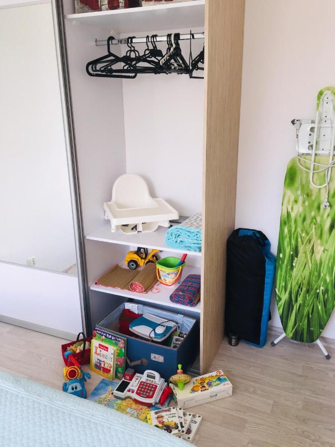 Sunny Sleeps 4 By The Beach With Garden Patio - Gdansk Przymorze Apartment Luaran gambar